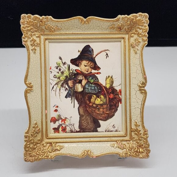 Vintage Gold Ornate Crackle Frame With Child & Basket Print Lightweight Plastic - Picture 1 of 10